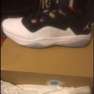 Unisex Jordans Size 10.5